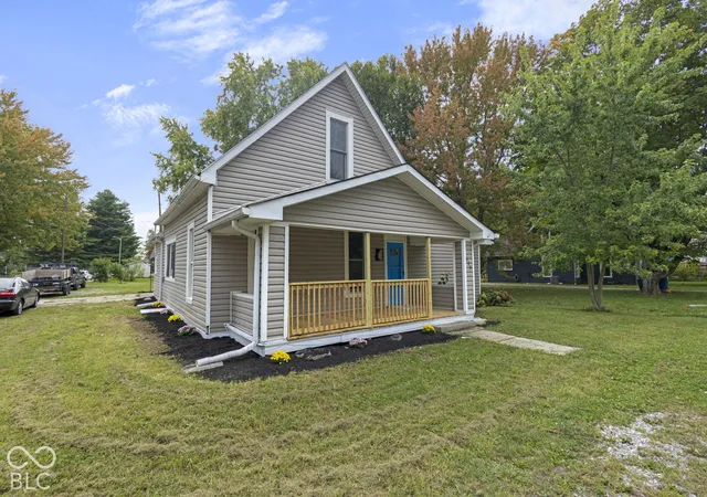 Photo 3 of Single family home for sale at 309 E South St, Arcadia, IN 46030 | MLS# 22129348 | Listing updated on 2026-10-03