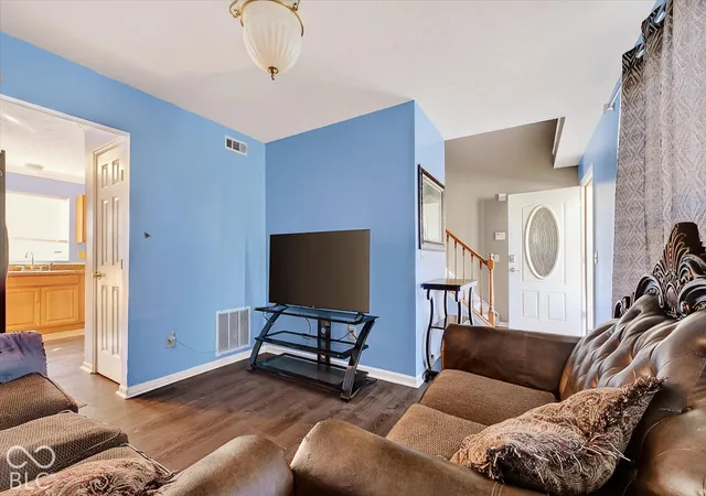Photo 4 of Single family home for sale at 5949 Bowie Ln, Indianapolis, IN 46254 | MLS# 22129349 | Listing updated on 2026-10-03