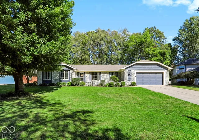 Photo 2 of Single family home for sale at 1750 Sandhill Rd, Indianapolis, IN 46217 | MLS# 22129355 | Listing updated on 2026-10-02