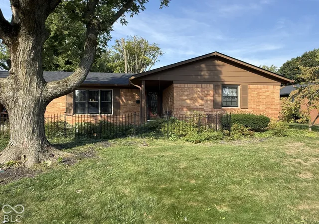 Photo 1 of Single family home for sale at 310 Edgewood, Lebanon, IN 46052 | MLS# 22129364 | Listing updated on 2026-10-06