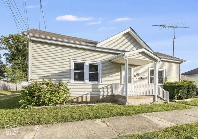 Photo 1 of Single family home for sale at 114 W Hendricks St, Greensburg, IN 47240 | MLS# 22129366 | Listing updated on 2026-10-03