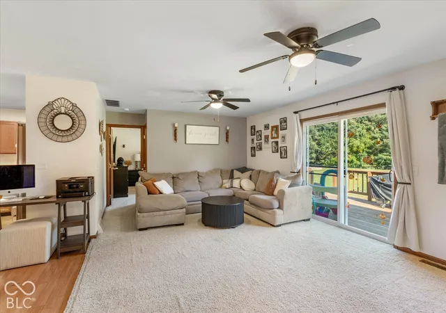 Photo 4 of Single family home for sale at 3303 Westward Rd, Spencer, IN 47460 | MLS# 22129367 | Listing updated on 2026-10-03