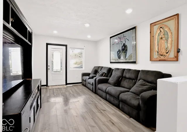 Photo 3 of Single family home for sale at 439 S Dearborn St, Indianapolis, IN 46201 | MLS# 22129368 | Listing updated on 2026-10-03