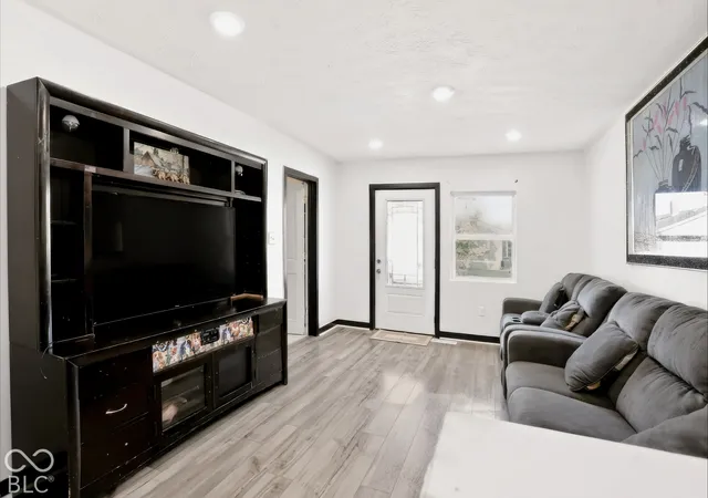 Photo 4 of Single family home for sale at 439 S Dearborn St, Indianapolis, IN 46201 | MLS# 22129368 | Listing updated on 2026-10-03