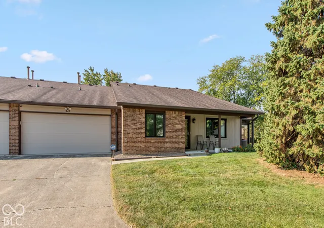 Photo 2 of Condo for sale at 820 Staton Pl W Dr, Indianapolis, IN 46234 | MLS# 22129375 | Listing updated on 2026-10-07