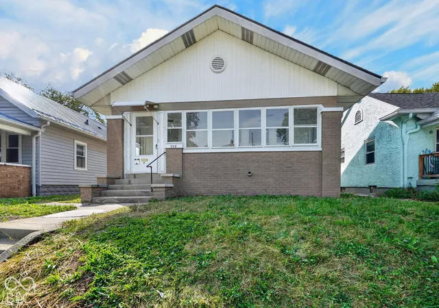 Photo 2 of Single family home for sale at 726 N Chester Ave, Indianapolis, IN 46201 | MLS# 22129380 | Listing updated on 2026-10-22