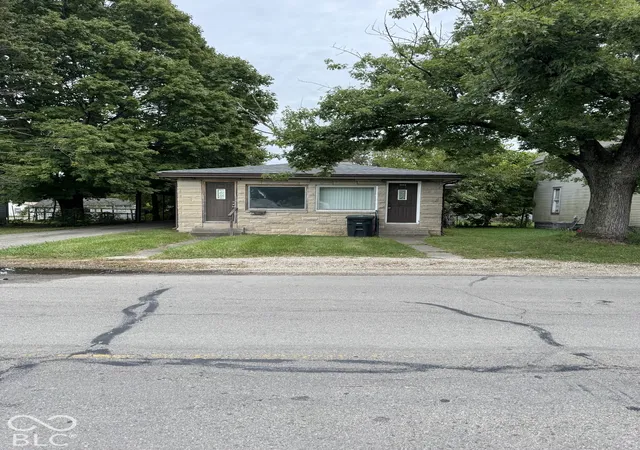 Photo 6 of Multi family home for sale at 2802 S Hackley, Muncie, IN 47302 | MLS# 22129382 | Listing updated on 2026-10-24