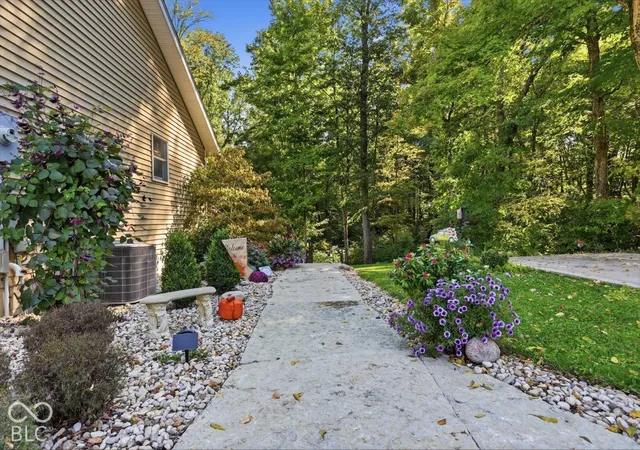 Photo 3 of Single family home for sale at 1507 N Cayuse, Greensburg, IN 47240 | MLS# 22129383 | Listing updated on 2026-10-07