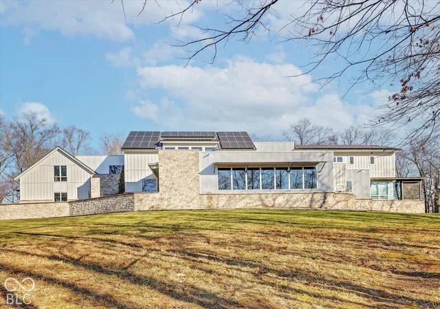 Photo 1 of Mansion for sale at 2771 E Pedigo Bay Dr, Bloomington, IN 47401 | MLS# 22129384 | Listing updated on 2026-10-05