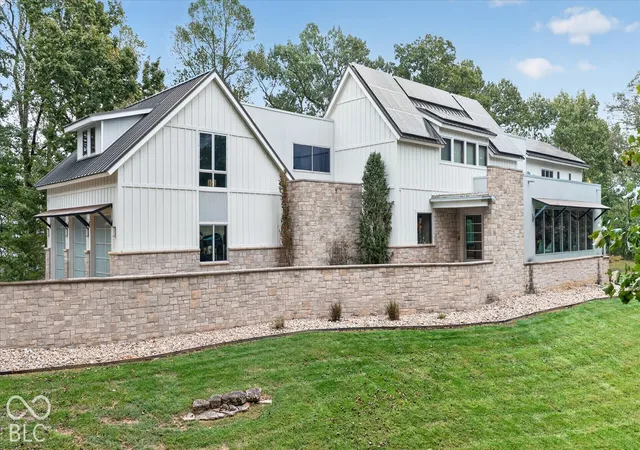 Photo 2 of Mansion for sale at 2771 E Pedigo Bay Dr, Bloomington, IN 47401 | MLS# 22129384 | Listing updated on 2026-10-05
