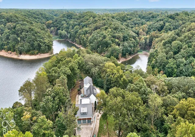 Photo 3 of Mansion for sale at 2771 E Pedigo Bay Dr, Bloomington, IN 47401 | MLS# 22129384 | Listing updated on 2026-10-05