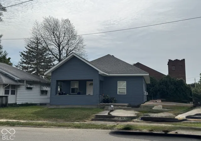 Photo 4 of Single family home for sale at 903 East 5th, Muncie, IN 47302 | MLS# 22129386 | Listing updated on 2026-10-24