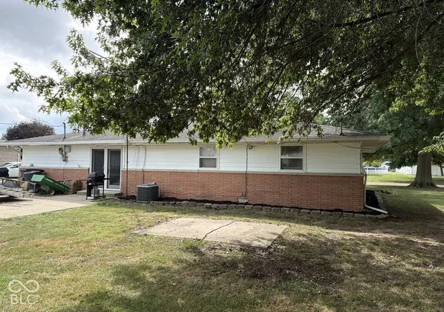 Photo 2 of Single family home for sale at 1122 Charles St, Taylorsville, IN 47280 | MLS# 22129392 | Listing updated on 2026-10-02