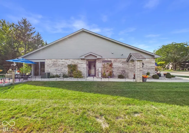 Photo 3 of Condo for sale at 2323 Mimosa Ln, Anderson, IN 46011 | MLS# 22129398 | Listing updated on 2026-10-06