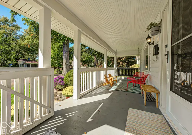Photo 3 of Single family home for sale at 5603 Guilford Ave, Indianapolis, IN 46220 | MLS# 22129409 | Listing updated on 2026-10-09