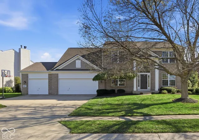 Photo 3 of Single family home for sale at 14187 Autumn Woods Dr, Carmel, IN 46074 | MLS# 22129411 | Listing updated on 2026-10-07