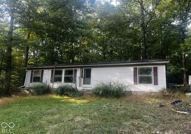 Photo 1 of Single family home for sale at 9089 Gold Point Rd, Trafalgar, IN 46181 | MLS# 22129417 | Listing updated on 2026-10-08