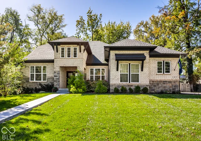 Photo 1 of Mansion for sale at 547 E 82nd Street, Indianapolis, IN 46240 | MLS# 22129421 | Listing updated on 2026-10-16