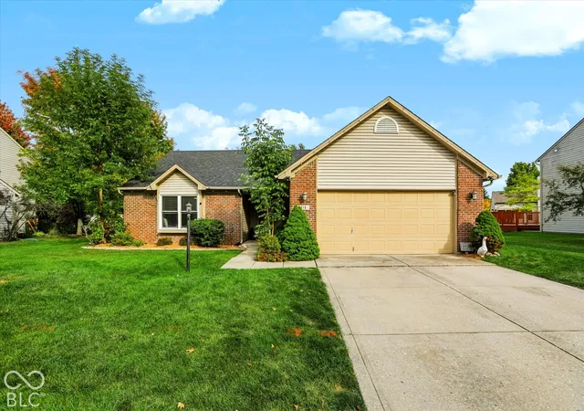 Photo 1 of Single family home for sale at 315 N Odell St, Brownsburg, IN 46112 | MLS# 22129426 | Listing updated on 2026-10-08