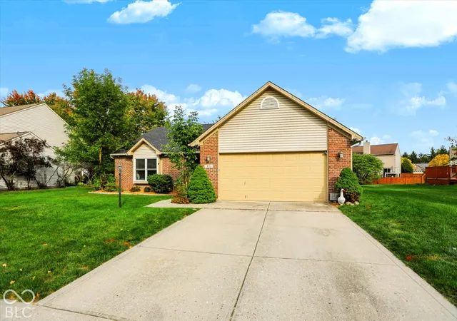 Photo 3 of Single family home for sale at 315 N Odell St, Brownsburg, IN 46112 | MLS# 22129426 | Listing updated on 2026-10-08