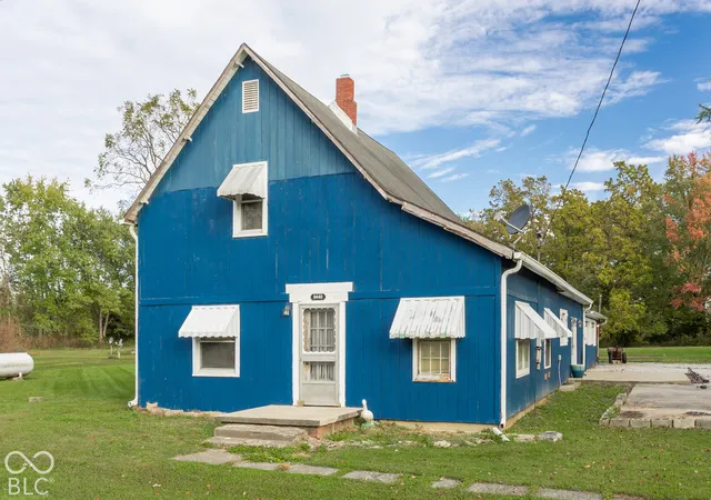 Photo 1 of House for sale at 9440 Rosston Ave, Zionsville, IN 46077 | MLS# 22129441 | Listing updated on 2026-10-24