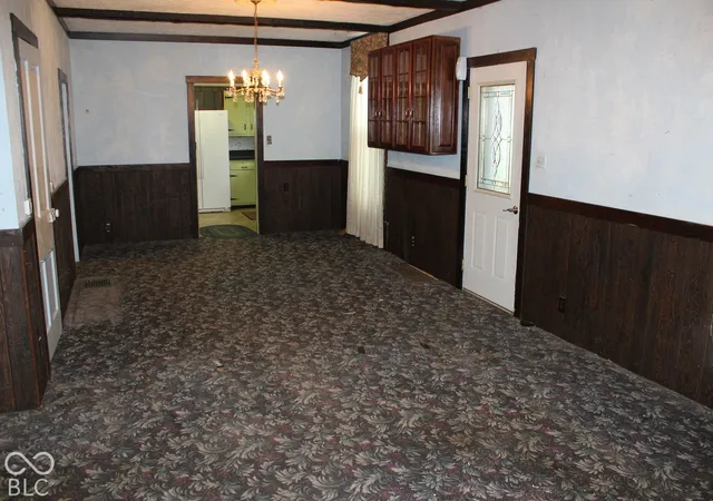 Photo 4 of Single family home for sale at 11 S Bloomington St, Greencastle, IN 46135 | MLS# 22129442 | Listing updated on 2026-10-02