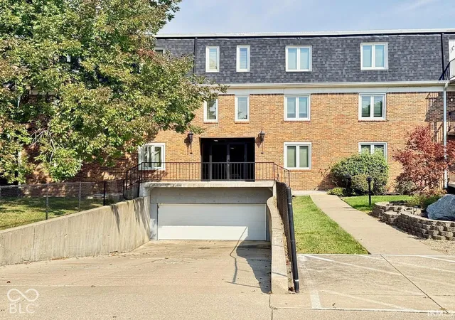 Photo 4 of Condo for sale at 4501 N Wheeling Ave #2-301, Muncie, IN 47304 | MLS# 22129446 | Listing updated on 2026-10-02