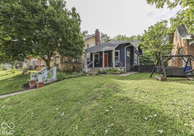 Photo 3 of Single family home for sale at 909 E 42nd Street, Indianapolis, IN 46205 | MLS# 22129454 | Listing updated on 2026-10-02