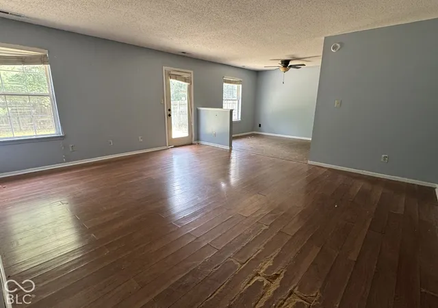 Photo 4 of Single family home for sale at 6251 Cradle River Dr, Indianapolis, IN 46221 | MLS# 22129455 | Listing updated on 2026-10-06