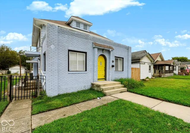 Photo 1 of House for sale at 3934 E 10th Street, Indianapolis, IN 46201 | MLS# 22129471 | Listing updated on 2026-10-03