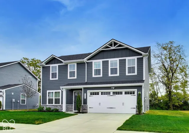 Photo 2 of Single family home for sale at 2289 Holiday Crk Dr, Whitestown, IN 46075 | MLS# 22129472 | Listing updated on 2026-10-06