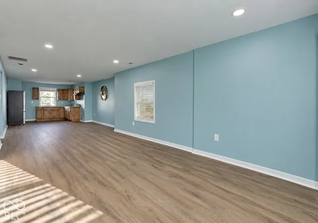 Photo 3 of Single family home for sale at 527 S Holt Rd, Indianapolis, IN 46241 | MLS# 22129474 | Listing updated on 2026-10-05