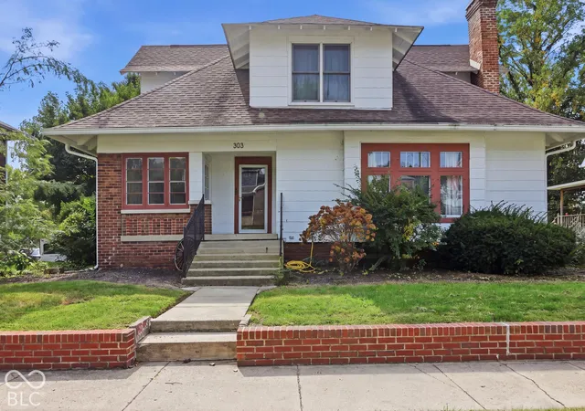 Photo 1 of Single family home for sale at 303 W Pearl St, North Salem, IN 46165 | MLS# 22129476 | Listing updated on 2026-10-09