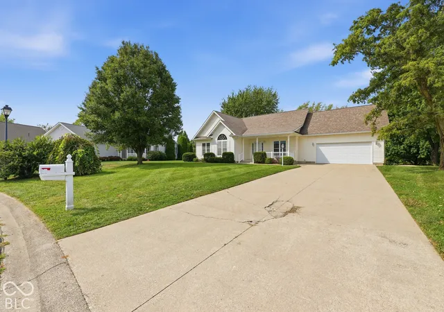 Photo 3 of Single family home for sale at 1817 N Tyrel W, Greensburg, IN 47240 | MLS# 22129481 | Listing updated on 2026-10-06