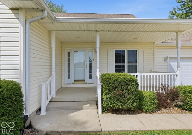 Photo 4 of Single family home for sale at 1817 N Tyrel W, Greensburg, IN 47240 | MLS# 22129481 | Listing updated on 2026-10-06