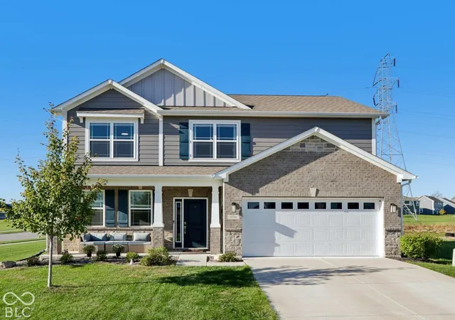 Photo 1 of Single family home for sale at 5738 Flat Hl Dr, Indianapolis, IN 46239 | MLS# 22129485 | Listing updated on 2026-10-26