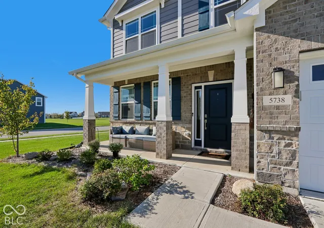 Photo 3 of Single family home for sale at 5738 Flat Hl Dr, Indianapolis, IN 46239 | MLS# 22129485 | Listing updated on 2026-10-26