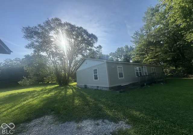 Photo 3 of Single family home for sale at 5200 W Southport Rd, Indianapolis, IN 46221 | MLS# 22129486 | Listing updated on 2026-10-02