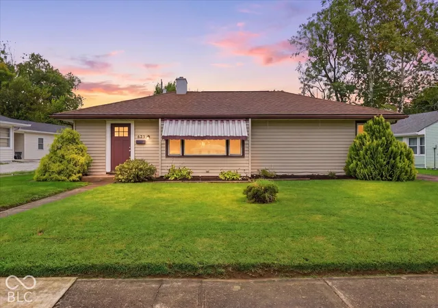 Photo 1 of Single family home for sale at 623 Van Ave, Shelbyville, IN 46176 | MLS# 22129501 | Listing updated on 2026-10-03