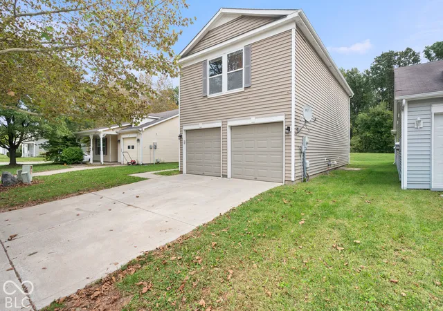 Photo 3 of Single family home for sale at 14248 Cuppola Dr, Noblesville, IN 46060 | MLS# 22129503 | Listing updated on 2026-10-04