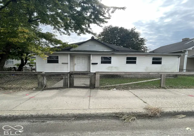 Photo 1 of Sale Pending at 3511 E 10th Street, Indianapolis, IN 46201 | MLS# 22129510 | Listing updated on 2026-10-04