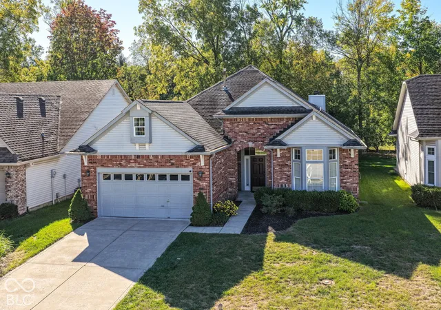 Photo 2 of Single family home for sale at 3587 Seminole Dr, Carmel, IN 46032 | MLS# 22129513 | Listing updated on 2026-10-07