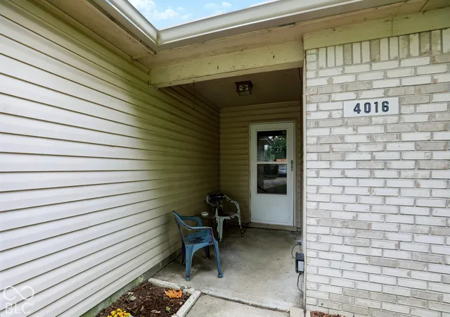 Photo 4 of Single family home for sale at 4016 Dogwood Ln, Franklin, IN 46131 | MLS# 22129517 | Listing updated on 2026-10-05