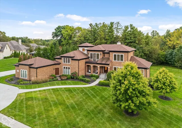 Photo 1 of Mansion for sale at 11624 Willow Springs Dr, Zionsville, IN 46077 | MLS# 22129523 | Listing updated on 2026-10-05