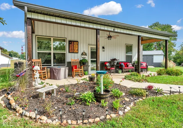 Photo 4 of Single family home for sale at 10350 W Cash Rd, Quincy, IN 47456 | MLS# 22129536 | Listing updated on 2026-10-07