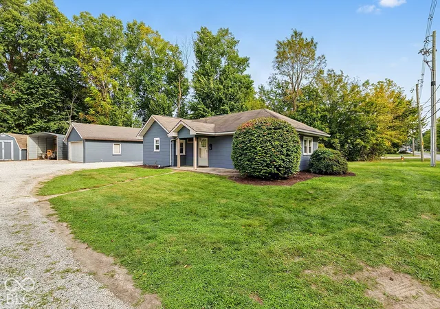 Photo 2 of Single family home for sale at 1021 Lafayette Ave, Lebanon, IN 46052 | MLS# 22129538 | Listing updated on 2026-10-04