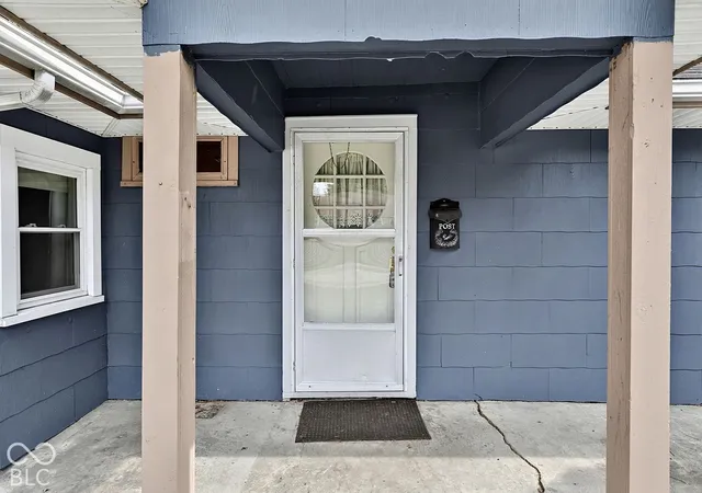 Photo 3 of Single family home for sale at 1021 Lafayette Ave, Lebanon, IN 46052 | MLS# 22129538 | Listing updated on 2026-10-04