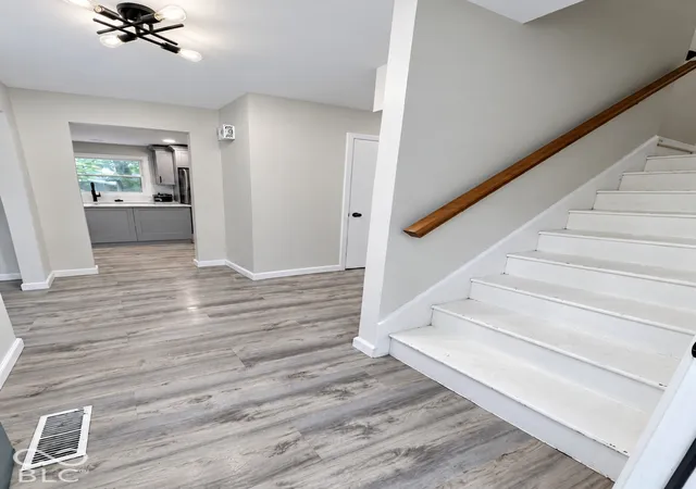 Photo 3 of Single family home for sale at 560 E Timberbrook Est, Shelbyville, IN 46176 | MLS# 22129571 | Listing updated on 2026-10-05