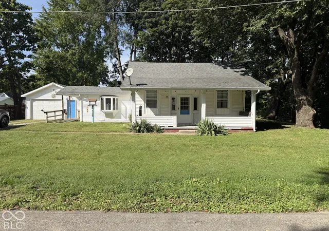 Photo 1 of Sale Pending at 890 Columbia Ave, Middletown, IN 47356 | MLS# 22129573 | Listing updated on 2026-10-05