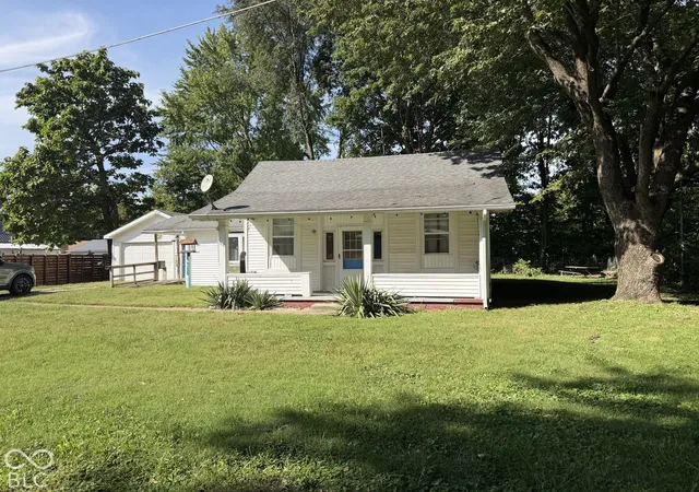 Photo 2 of Sale Pending at 890 Columbia Ave, Middletown, IN 47356 | MLS# 22129573 | Listing updated on 2026-10-05